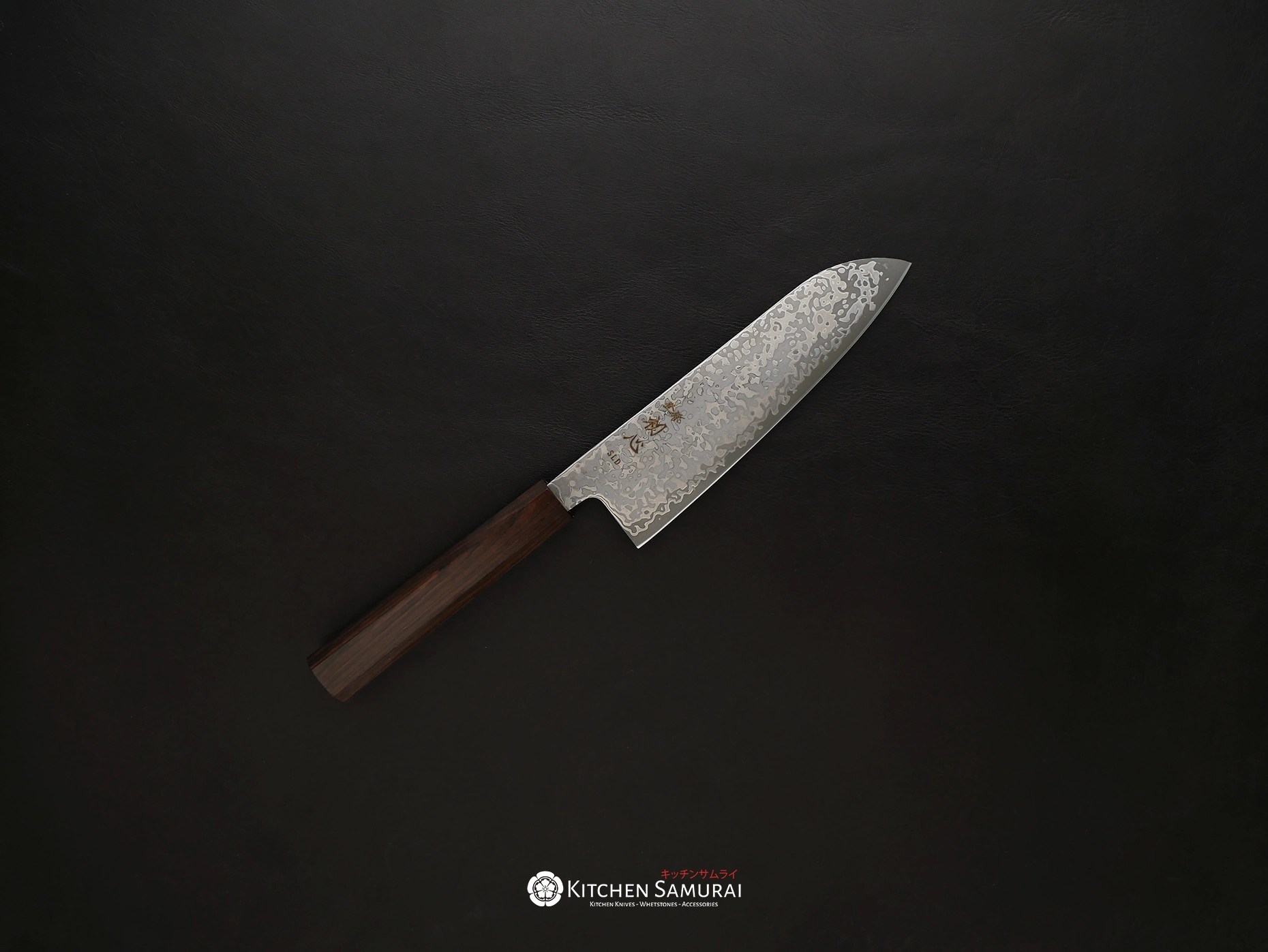 Hatsukokoro_Hikari_SLD_Damascus_Santoku_170mm_Ebony_Handle
