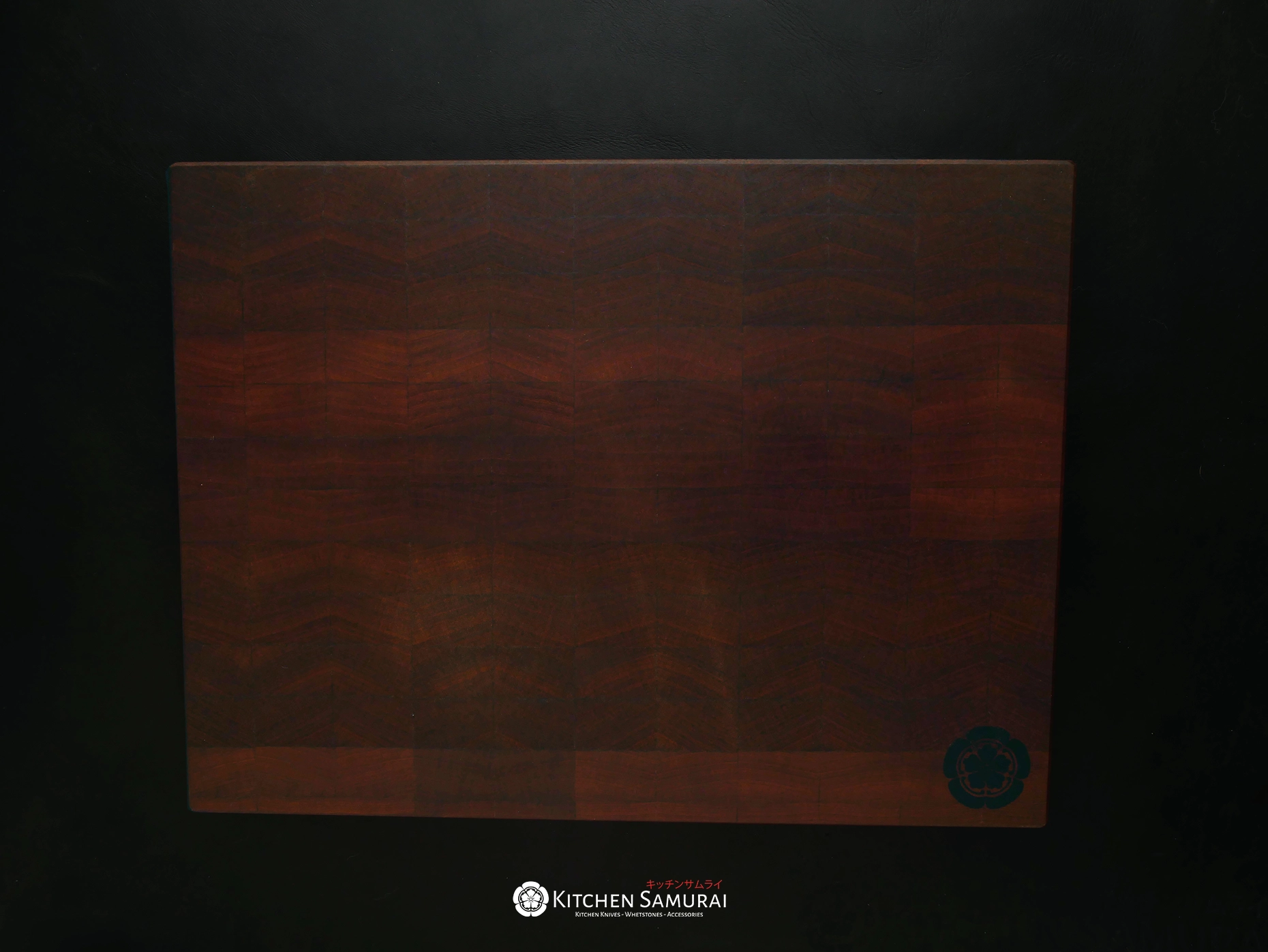 Kitchen_Samurai_Sapele_End_Grain_Cutting_Board_(400x300x35mm)